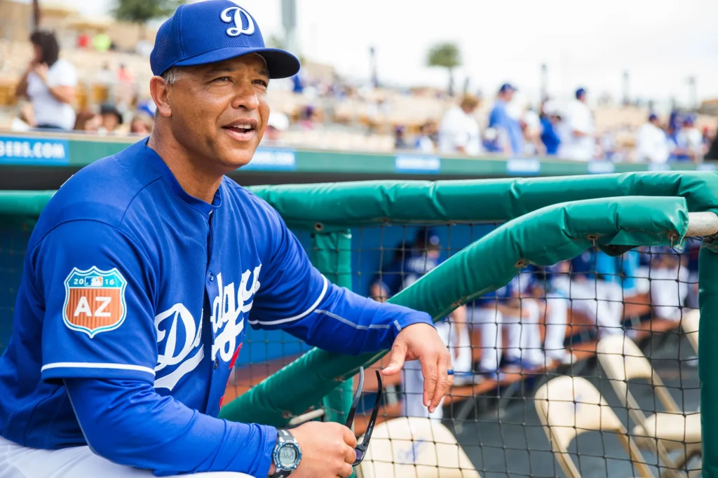 Dave Roberts Ethnicity, Wikipedia, Wiki, Steals Second, Daughter, Kids, Son, Family, Stats, Salary
