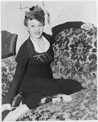 Sally Rand Cause of Death, Wikipedia, Collection, Who is, Pics, Photos, Movies, Net Worth, Collection, Fans Autograph