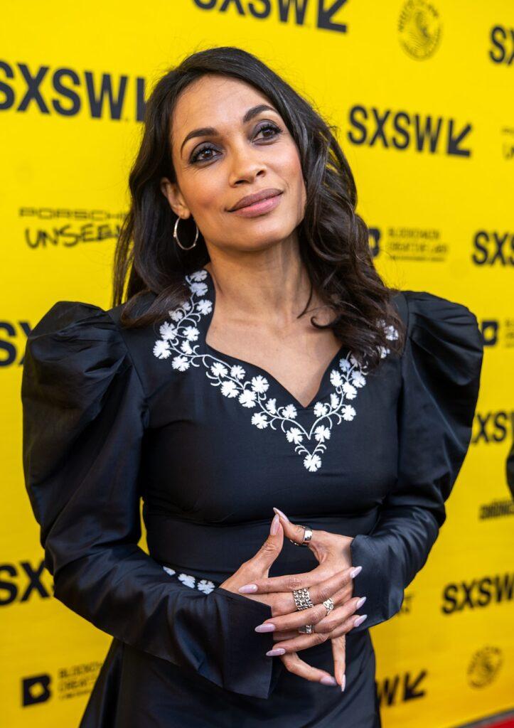 Rosario Dawson Ethnic Background, Wikipedia, Biography, Husband, Net Worth, Age, Nationality, Daughter, Height